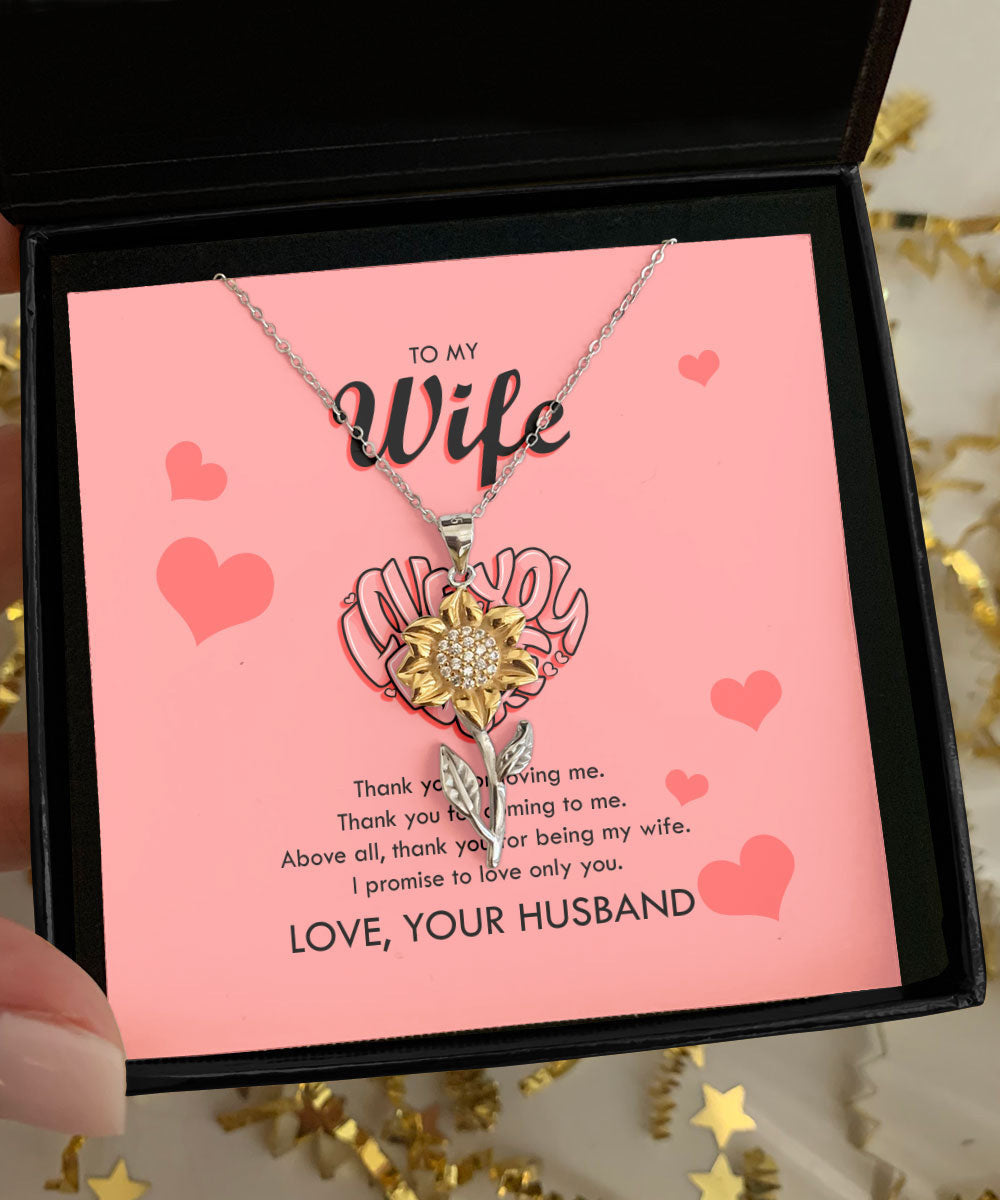 To My Wife Thank You For Loving Me Sunflower Pendant Necklace