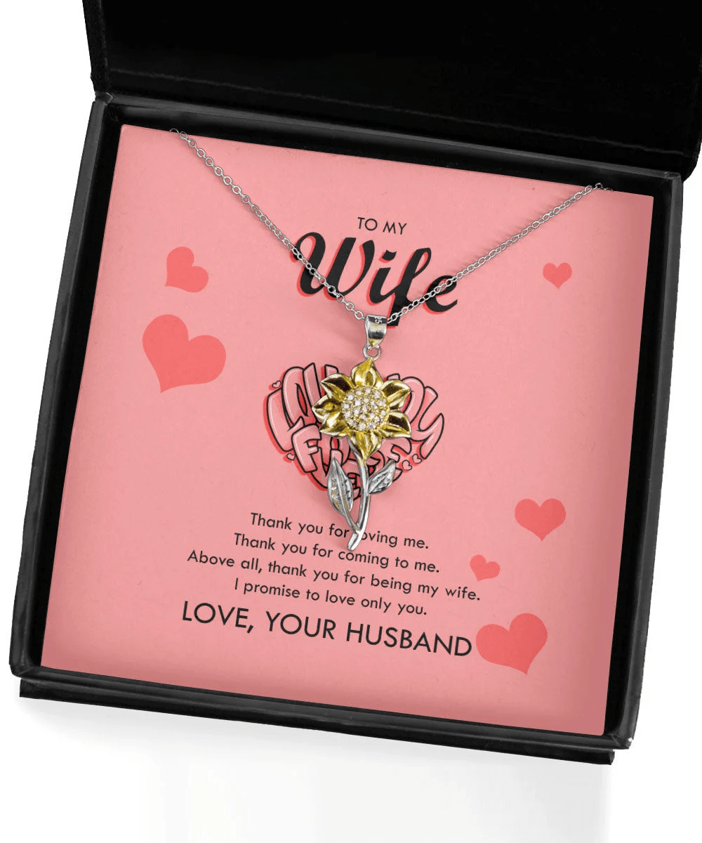 To My Wife Thank You For Loving Me Sunflower Pendant Necklace