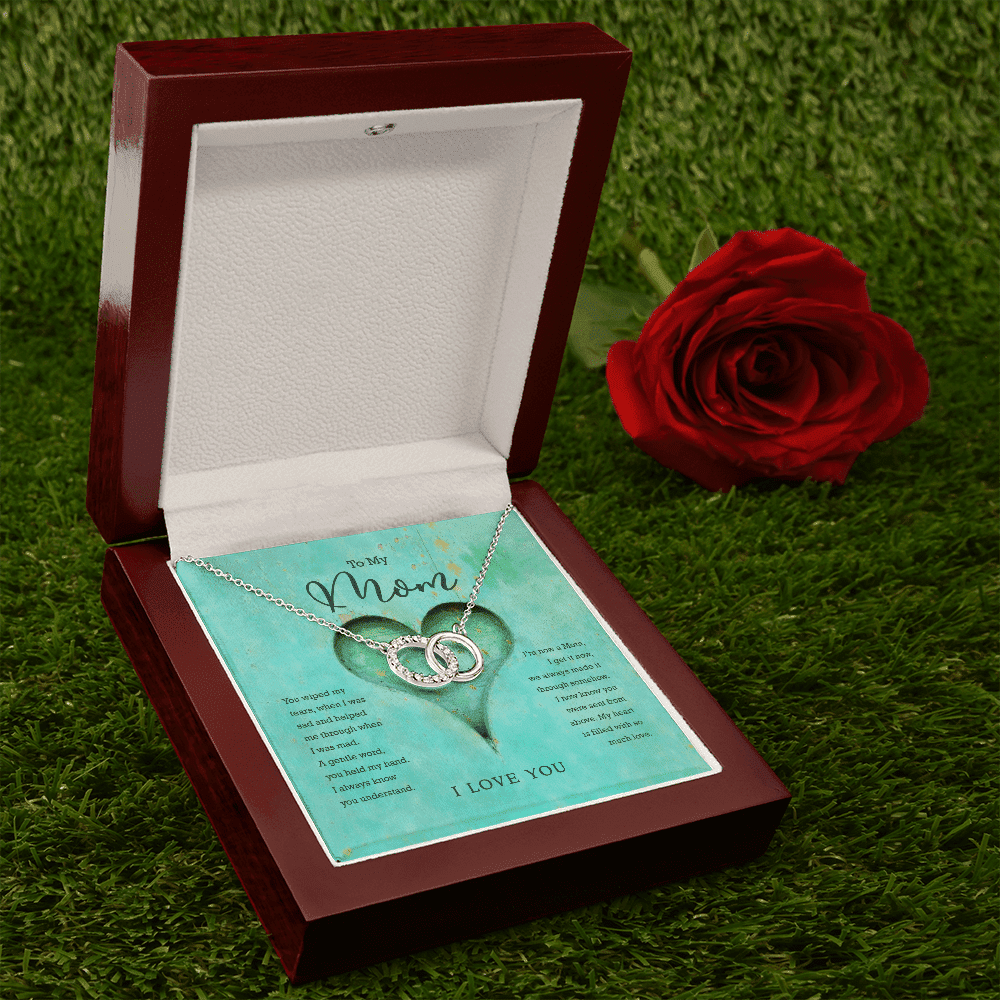 To My Mom My Heart Is Filled With So Much Love Perfect Pair Necklace Toptrendygear