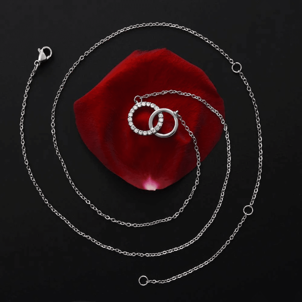 To My Mom My Heart Is Filled With So Much Love Perfect Pair Necklace Toptrendygear