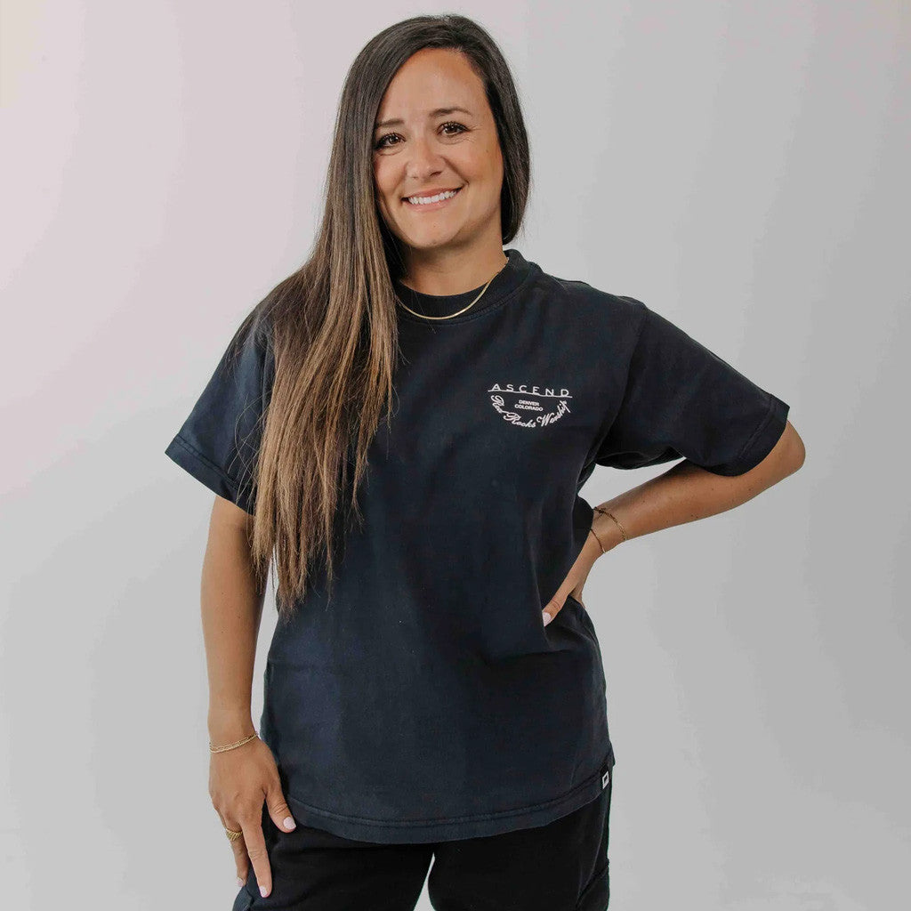 Red Rocks Merch RRW T-Shirt Gift Ideas For Girlfriend