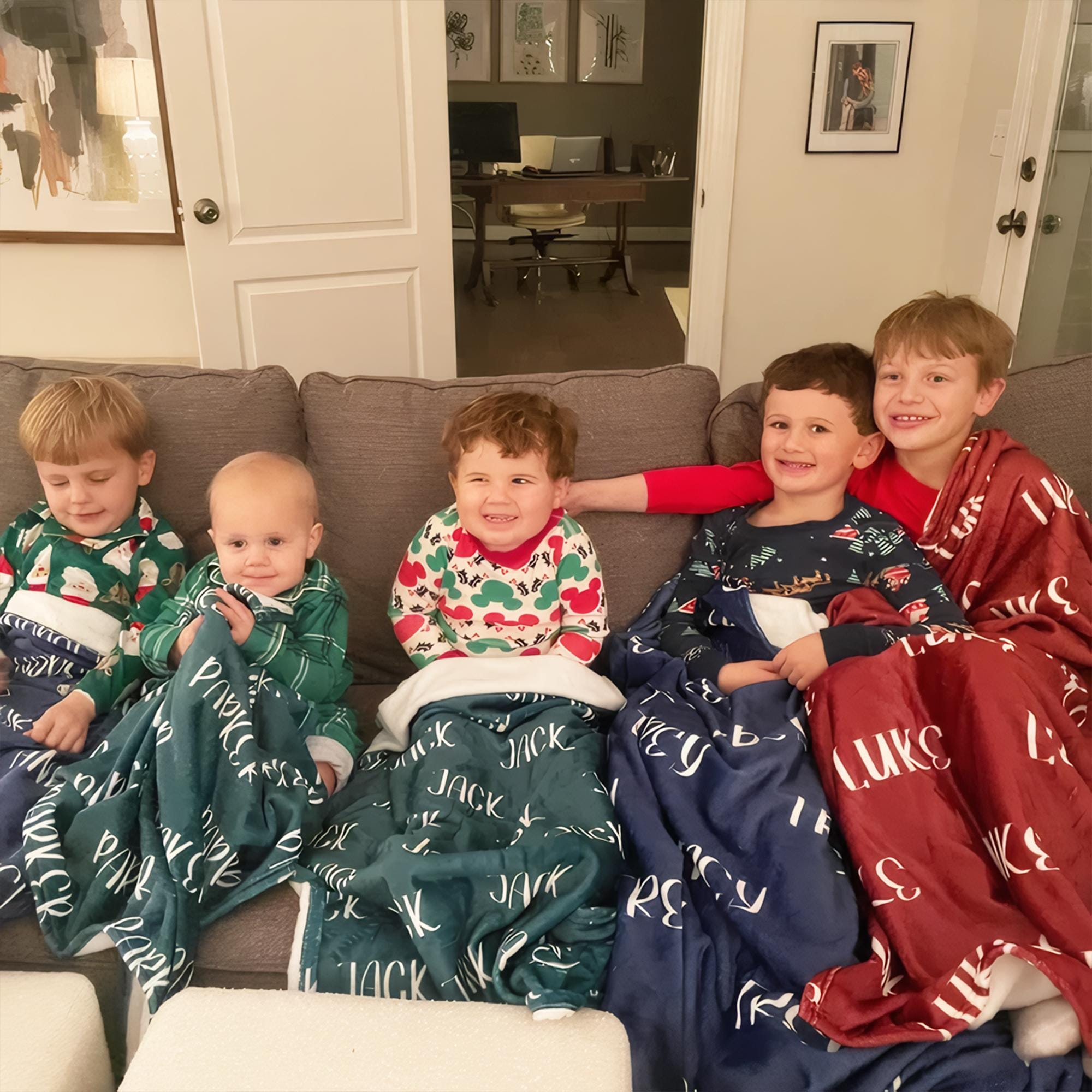 Personalized Name Blanket for Kids, Custom Fleece Nursery Blanket, Newborn Swaddle Blanket, Kids Throw Blanket, Baby Blanket Gift, Mother's Day Gift