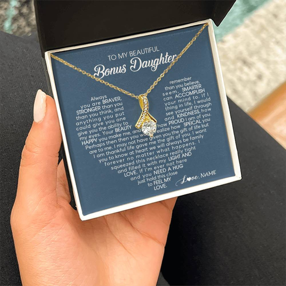 Personalized To My Beautiful Bonus Daughter Necklace Need A Hug Just Hold This Stepdaughter Pendant Jewelry Birthday Christmas Customized Gift Box Message Card