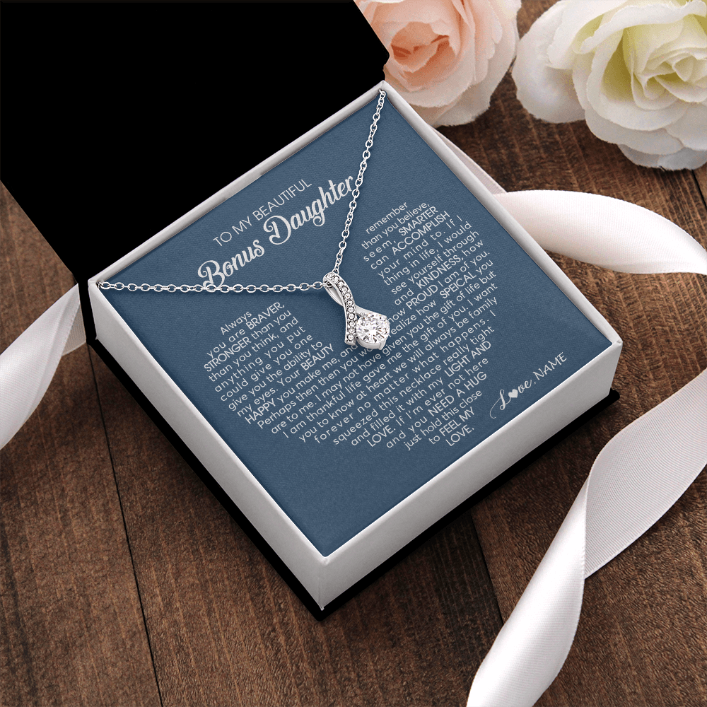 Personalized To My Beautiful Bonus Daughter Necklace Need A Hug Just Hold This Stepdaughter Pendant Jewelry Birthday Christmas Customized Gift Box Message Card