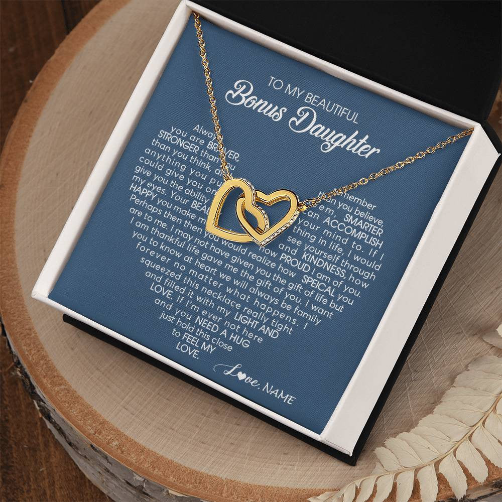 Personalized To My Beautiful Bonus Daughter Necklace Need A Hug Just Hold This Stepdaughter Pendant Jewelry Birthday Christmas Customized Gift Box Message Card