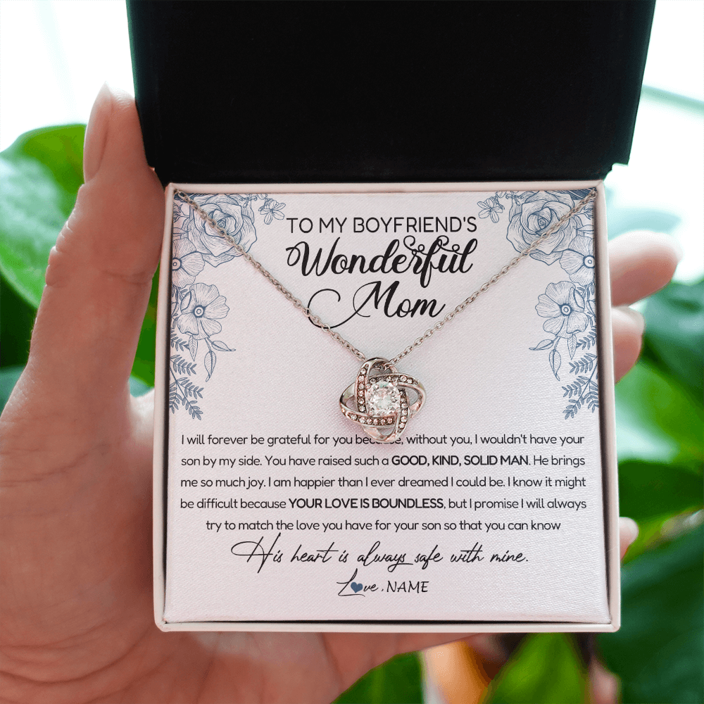 Personalized To My Boyfriend's Mom Necklace You Have Raised A Solid Man Boyfriends Mom Mother's Day Birthday Pendant Jewelry Customized Gift Box Message Card
