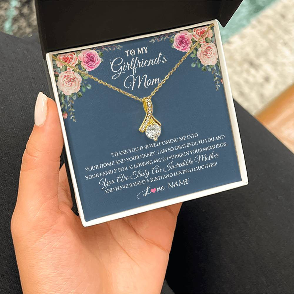 Personalized To My Girlfriend's Mom Necklace Thank You For Welcoming Me Stepmother Birthday Wedding Anniversary Christmas Customized Gift Box Message Card