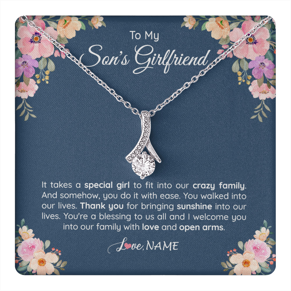 Personalized To My Son's Girlfriend Necklace From Mom It Takes A Special Girlfriend Birthday Wedding Valentines Christmas Customized Gift Box Message Card