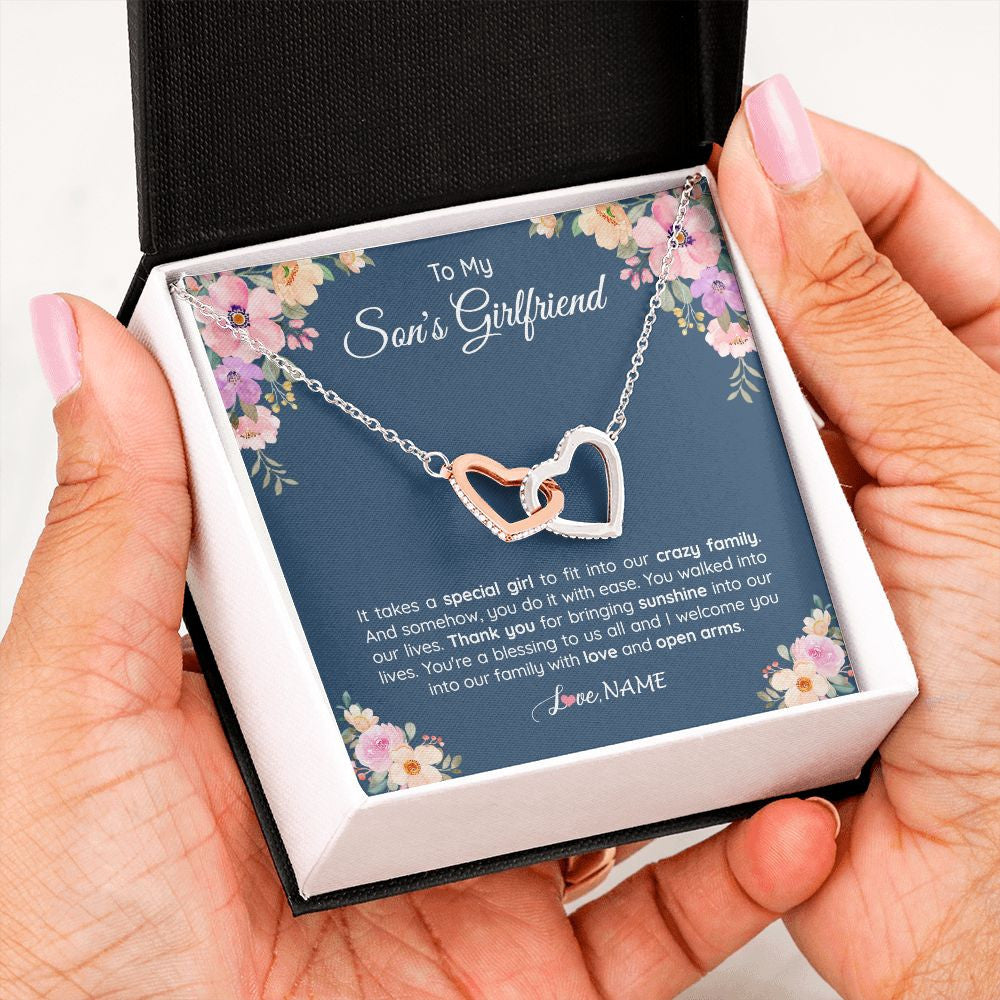Personalized To My Son's Girlfriend Necklace From Mom It Takes A Special Girlfriend Birthday Wedding Valentines Christmas Customized Gift Box Message Card