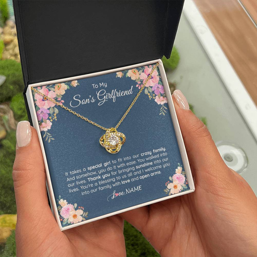 Personalized To My Son's Girlfriend Necklace From Mom It Takes A Special Girlfriend Birthday Wedding Valentines Christmas Customized Gift Box Message Card