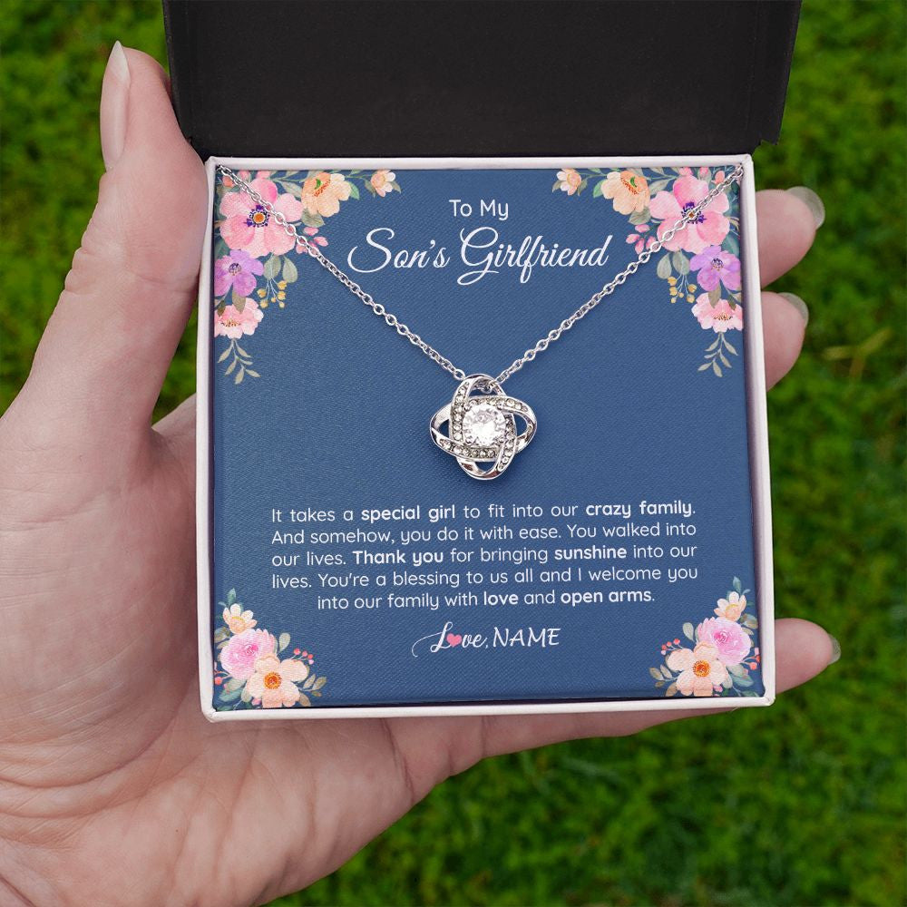 Personalized To My Son's Girlfriend Necklace From Mom It Takes A Special Girlfriend Birthday Wedding Valentines Christmas Customized Gift Box Message Card