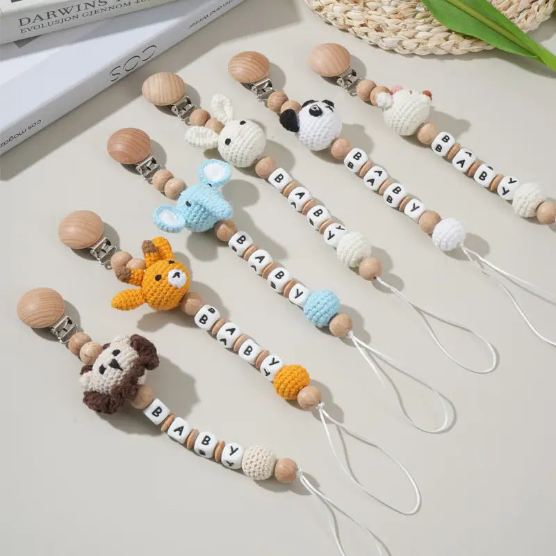Personalized Baby Name Pacifier Clip – Crochet Animal Bear Teether Ring with Beech Wood Clip, Eco-Friendly Teething Chain for Infants