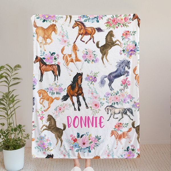 Personalized Horse Blanket with Name – Soft Floral Throw for Girls, Kids & Babies – Custom Gift for Horse Lovers, Baby Shower, Birthday, Children’s Day