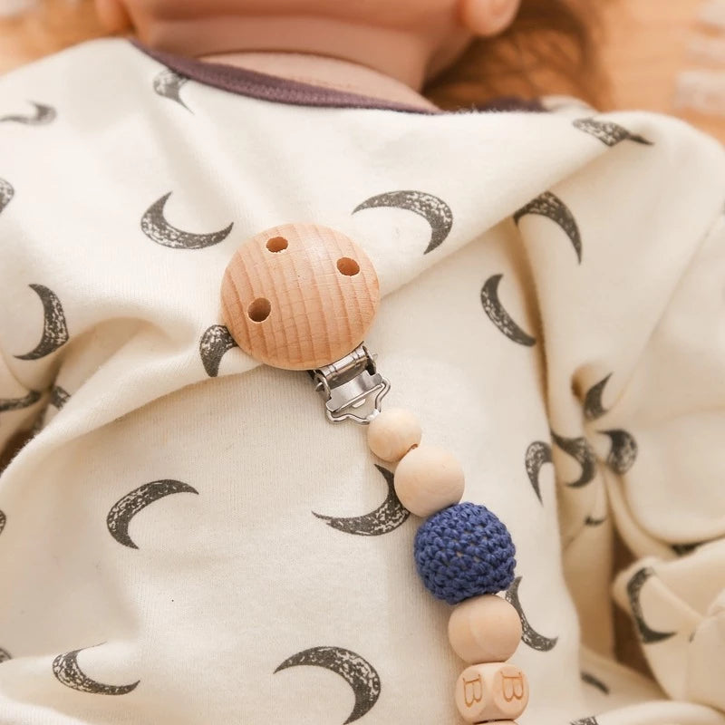 Personalized Pacifier Clip – Handmade Oak Wood Holder with Secure Pacifier Hook for Babies