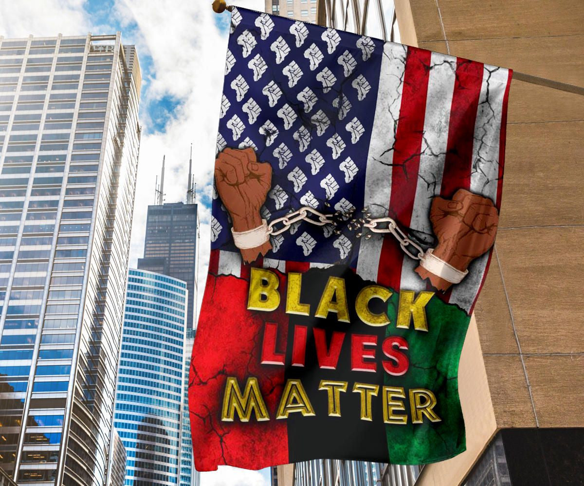 Breaking Chains Black Lives Matter American Flag To Struggle For Freedom Garden Ornaments