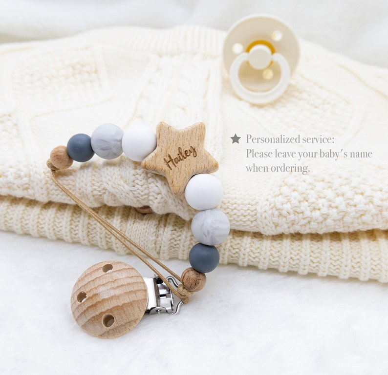 Personalized Pacifier Clip – Custom Beech Wood & Silicone Soother Holder, Baby Pacifier Attachment