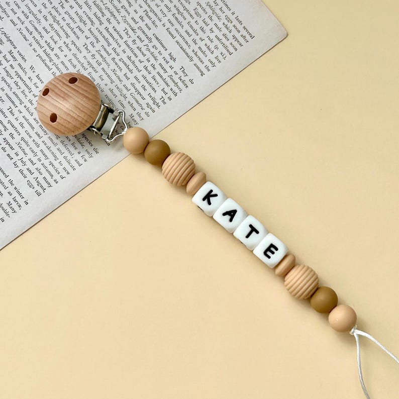 Personalized Pacifier Clip, Baby shower Gift, Custom Soother Clip, Newborn Gift, Baby Binky Clip, Custom Dummy clip, Baby Pacifier Holder