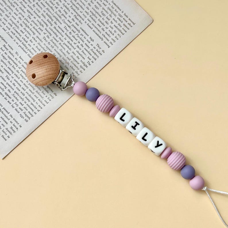 Personalized Pacifier Clip, Baby shower Gift, Custom Soother Clip, Newborn Gift, Baby Binky Clip, Custom Dummy clip, Baby Pacifier Holder