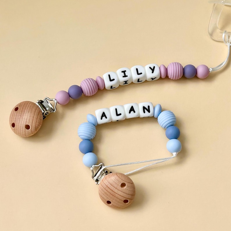 Personalized Pacifier Clip, Baby shower Gift, Custom Soother Clip, Newborn Gift, Baby Binky Clip, Custom Dummy clip, Baby Pacifier Holder